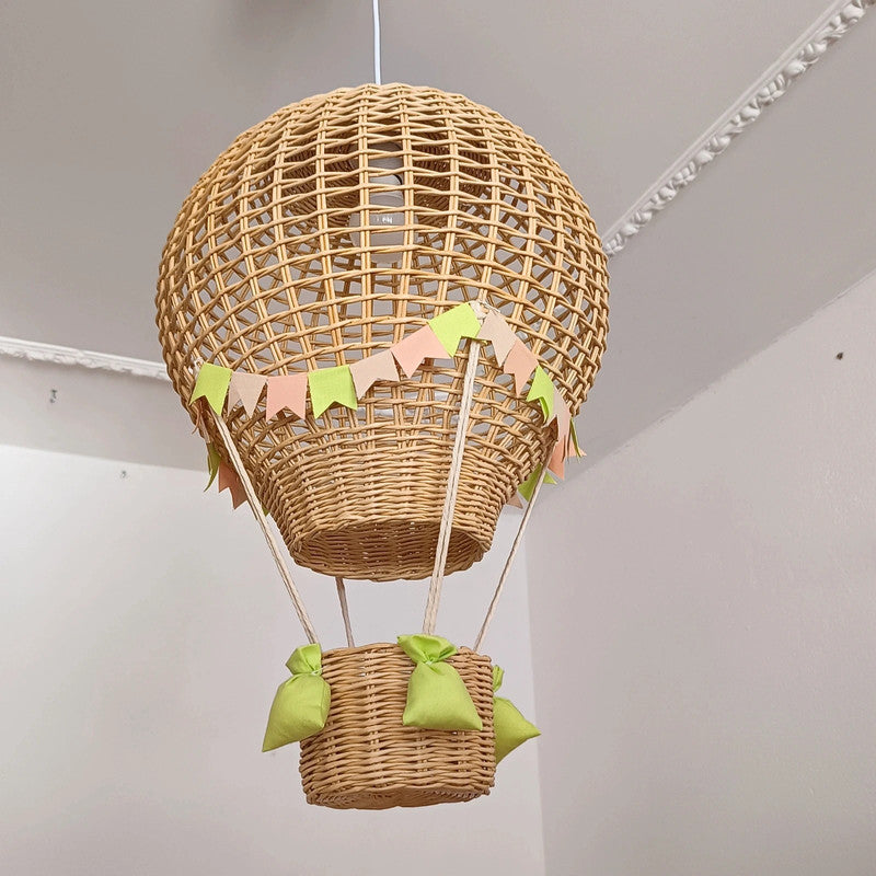 Big balloon lampshade with basket