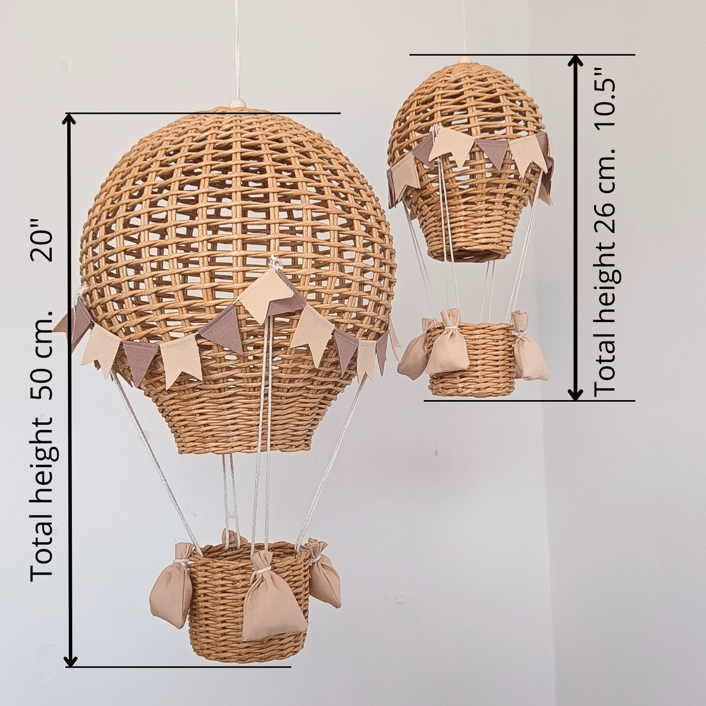 Set of 2 decorative balloons