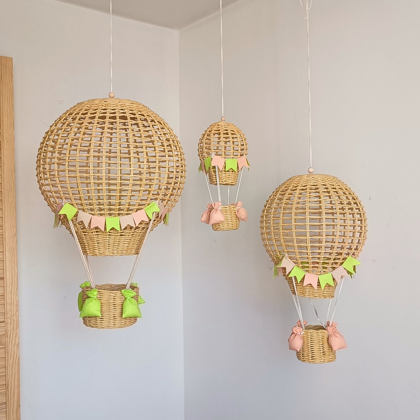 Set of 3 decorative balloons